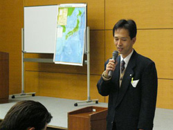愛媛県危機管理担当者や松山市消防局の方々（4名）も参加しました。